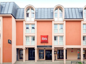 Отель ibis Château de Fontainebleau  Фонтенбло